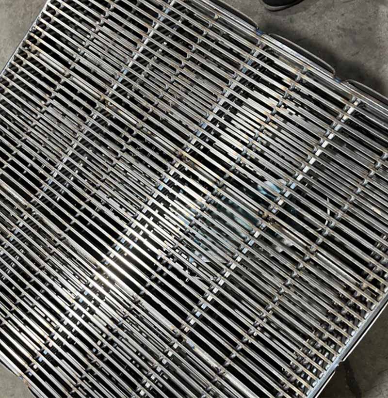 Wedge Wire Vibrating Screen1