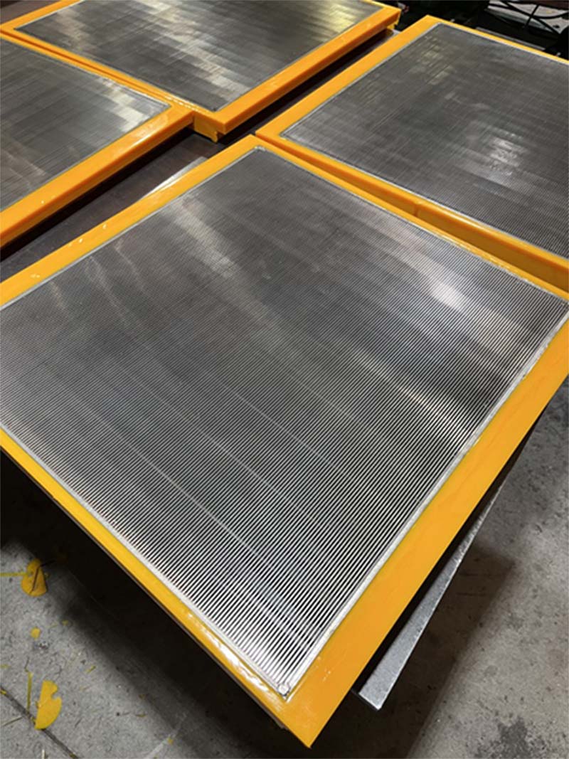 Wedge Wire Vibrating Screen18