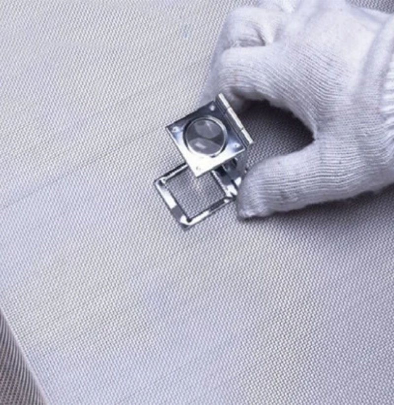 À quoi sert le treillis métallique tissé industriel ?